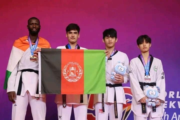 کسب نخستین مدال طلای تاریخ تکواندوی افغانستان در رقابت‌های آزاد کوریا؛ علی‌اکبر امیری قهرمان شد
