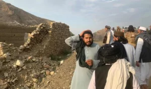 د ننګرهار سپين‌غر ولسوالۍ کې د جګړو له امله ويجاړ شوي ۳۷۵ کورونه بیارغول کېږي
