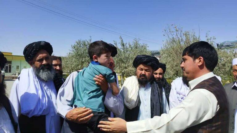 بلخ کې یو ماشوم له انسان‌تښتوونکو وژغورل شو