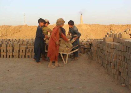 At least 4,000 Kunduz children involved in hard labor