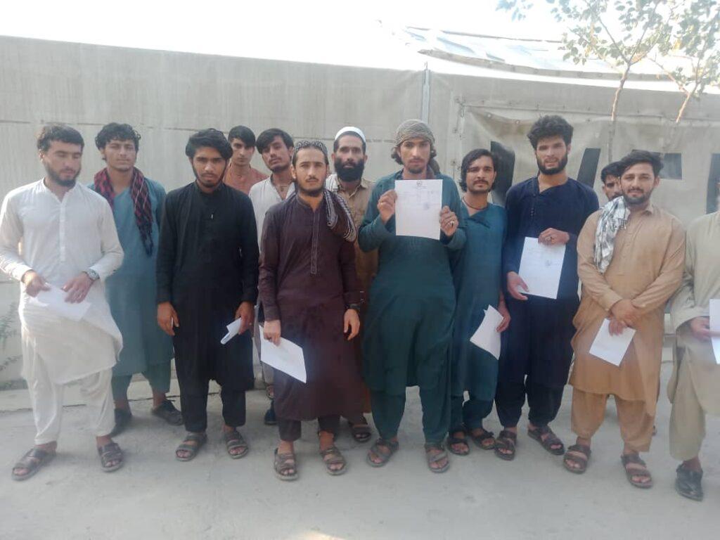 ۲۳ مهاجر افغان از زندان‌های پاکستان آزاد شدند