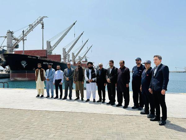 Iran stresses construction of Nimroz Maleek Port, railway truck