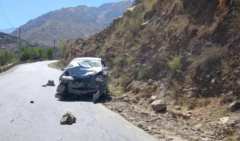 1 killed, 9 injured in Paktia, Bamyan accidents