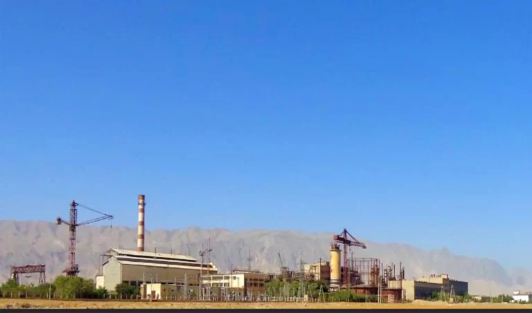 انفجار پیپ گاز در فابریکۀ برشناکوت دهدادی بلخ؛ سه تن زخمی و ۱۴ تن دیگر مسموم شدند