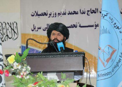 ندیم خطاب به جوانان: نگران نباشید، در نهادهای دولتی برای تان زمینۀ کار فراهم می‌کنیم