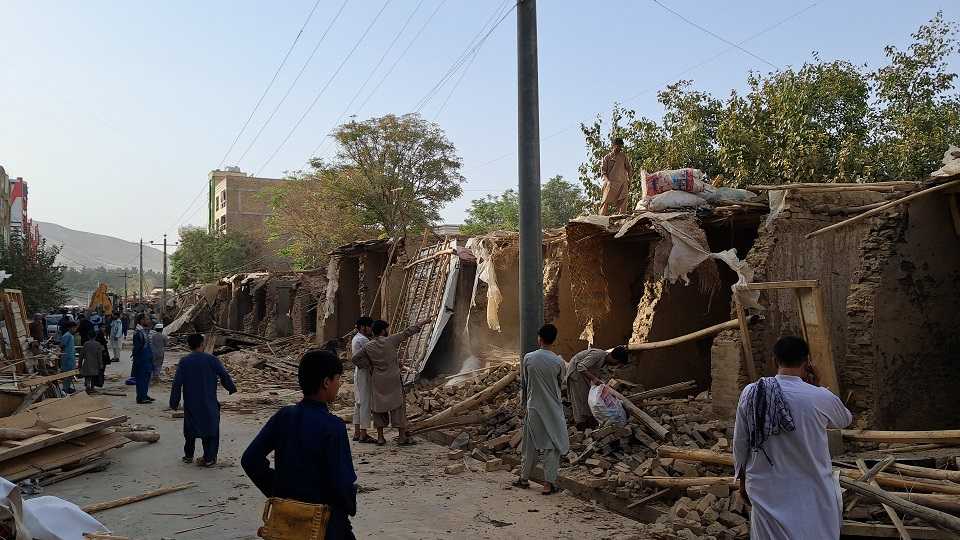 پلخمري کې د خپلسرو ودانیو د ړنګولو لړۍ پیل شوه