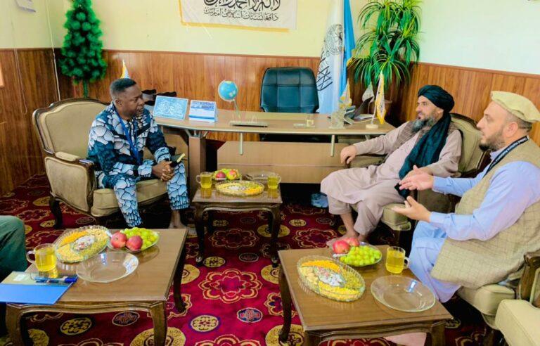 مشاور آژانس امنیت سازمان م.م خوهان تامین امنیت کارمندان شان هنگام ارایه خدمات بشری در پنجشیر شد