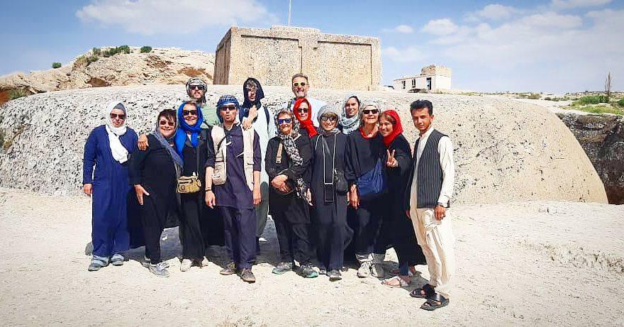 گردشگران خارجی در سمنگان: جاذبه‌های گردشگری ما را وادار به سفر به افغانستان کرد