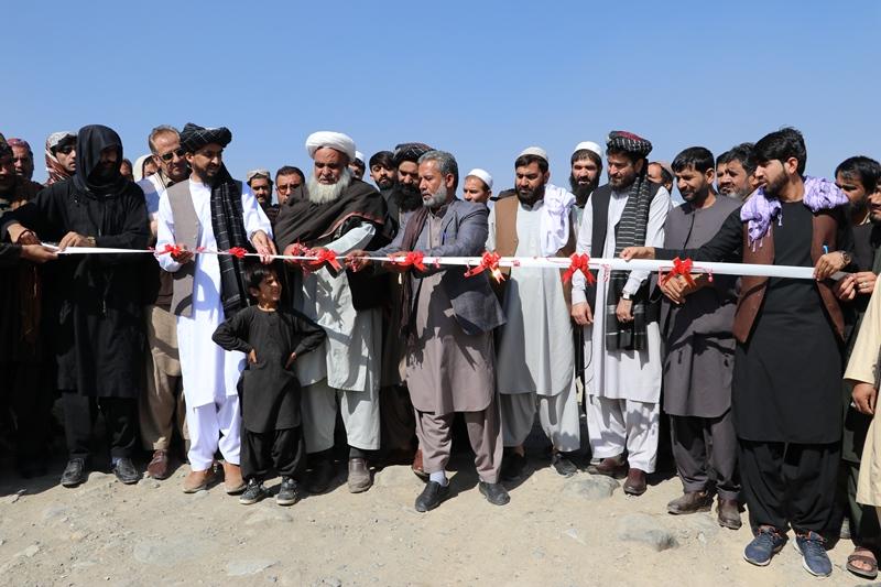 یک مارکیت میوه و ترکاری در کمپنی شهر کابل افتتاح شد