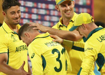 Warner, Marsh star as Aussies thrash Pakistan