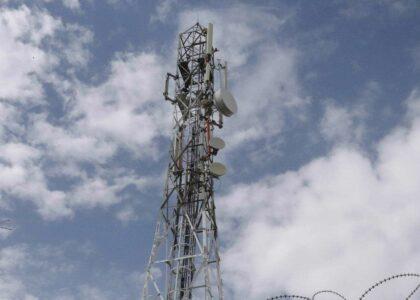 Ghazni residents complain about poor quality internet service