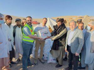 Turkish envoy distributes aid to quake-hit people in Herat
