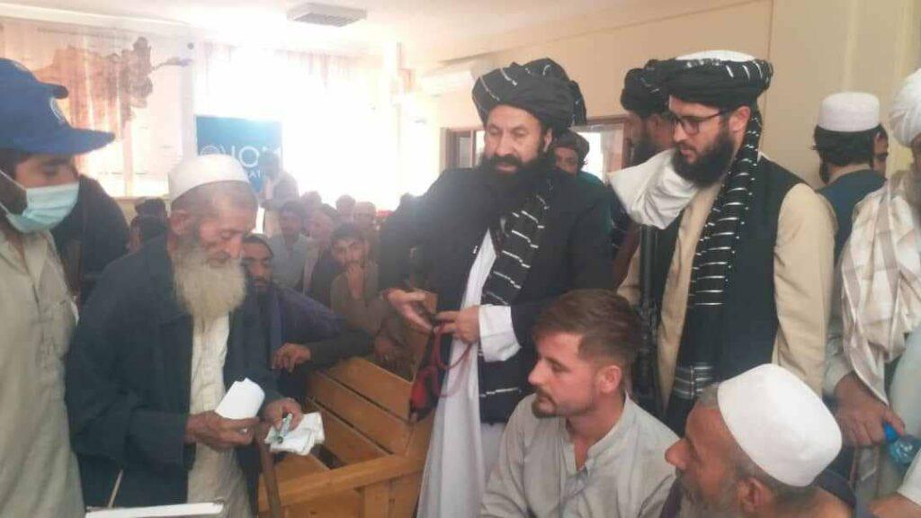 Increase aid for Afghan returnees, Haqqani asks donors