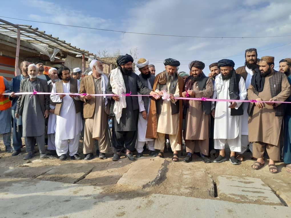 کار کانکریت‌ریزی یک سرک به ارزش ۸،۵ میلیون افغانی در مزارشریف آغاز شد