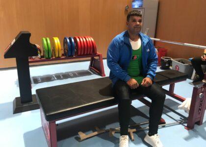 Afghan weightlifter Rahimi beats Chines, Saudi opponents