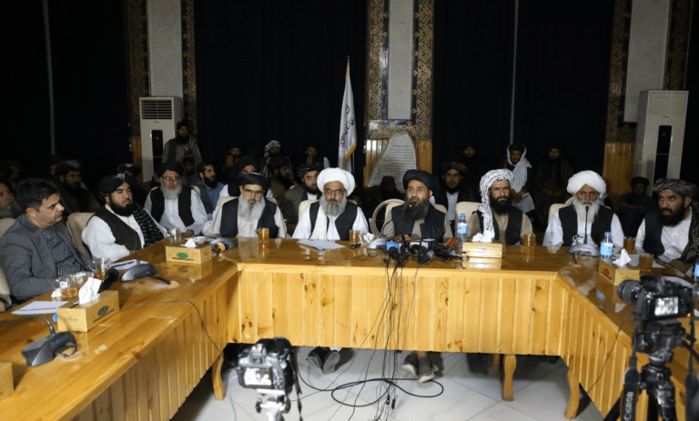 Baradar: Earthquake-destroyed houses to be rebuilt