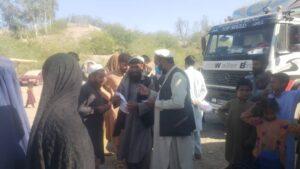 روند بازگشت مهاجرین افغان از پاکستان؛ روز گذشته ۵۴۳ خانواده از طریق تورخم به کشور برگشته‌اند