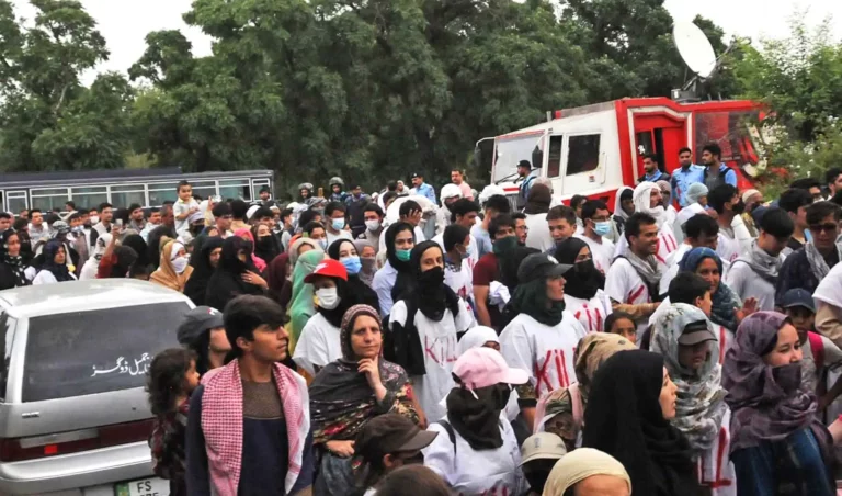Immediately reverse decision on refugees, AI asks Pakistan