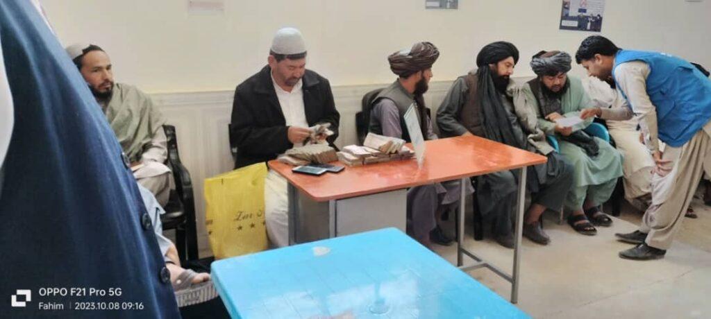 درېیو ولایتونو کې له نږدې ۲۷۰۰ کورنیو سره مرستې وشوې