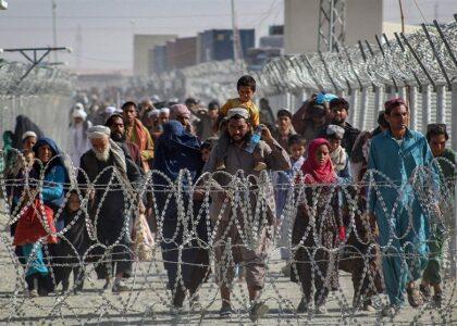 روز گذشته بیش از ۷۶۰۰ مهاجر افغان از ایران و پاکستان به کشور برگشته‌اند