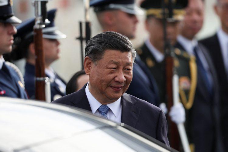 Chinese president in US to attend APEC forum