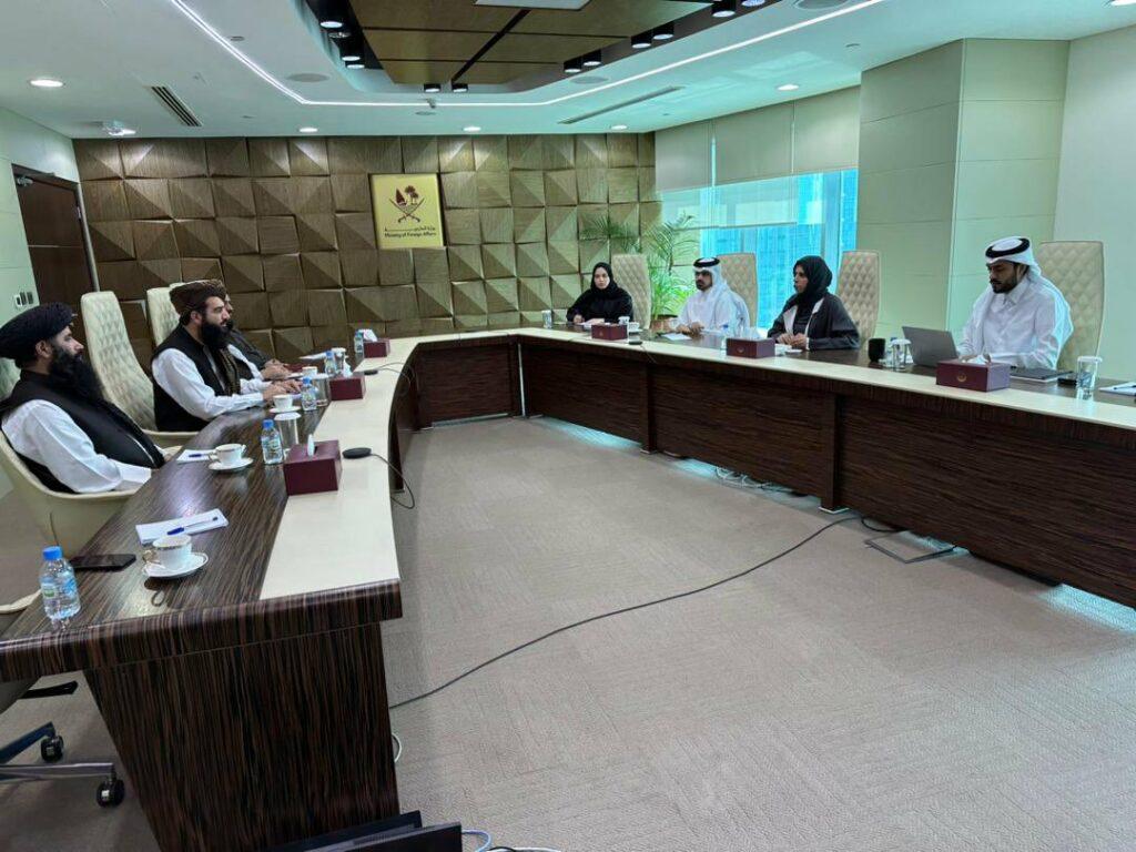 Ebad, Qatari minister talk health services to returnees