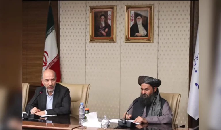 مقام‌های افغان و ایرانی روی مبارزۀ مشترک با خشکسالی گفتگو کردند