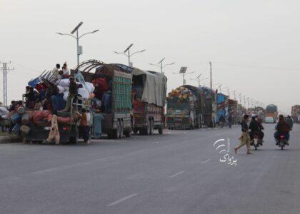 شماری از افغان‌های مقیم در پاکستان از آغاز دوبارۀ روند اخراج مهاجرین نگران اند