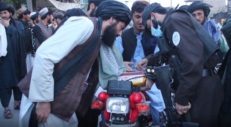 ترینکوټ کې د غږیزې ککړتیا مخنیوي او د موټرو تورو ښيښو پاکولو کمپاین پيل شو