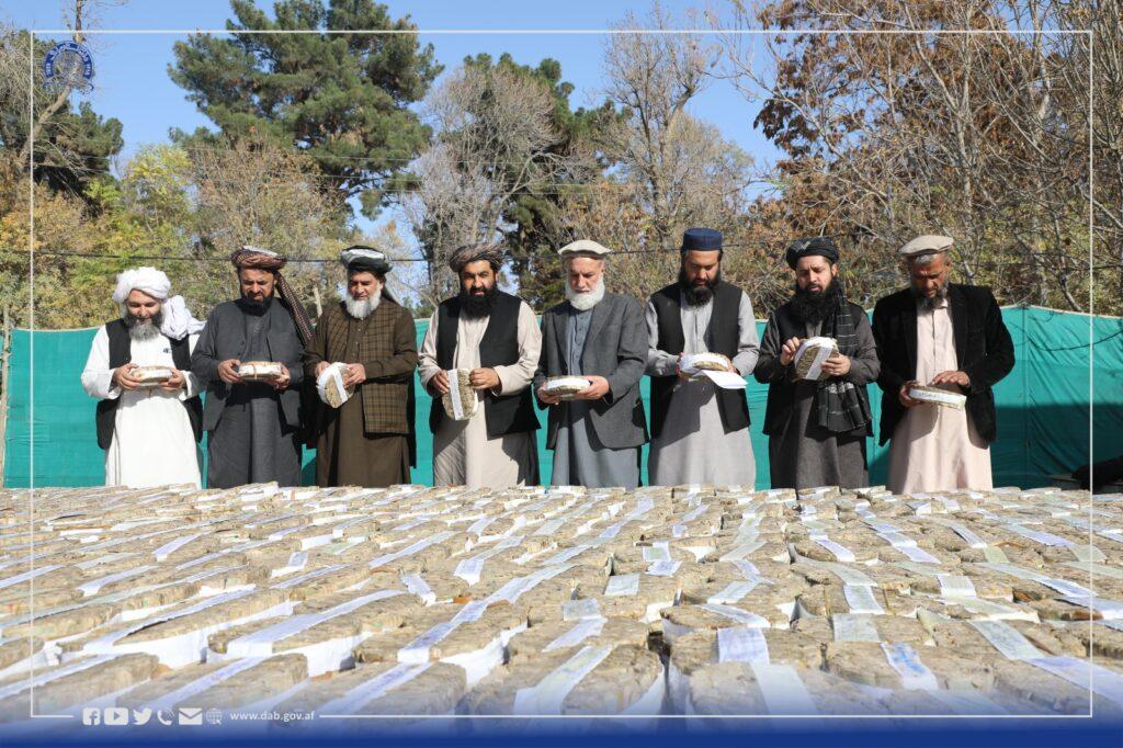 Nearly 972.8m afs old banknotes set alight in Balkh