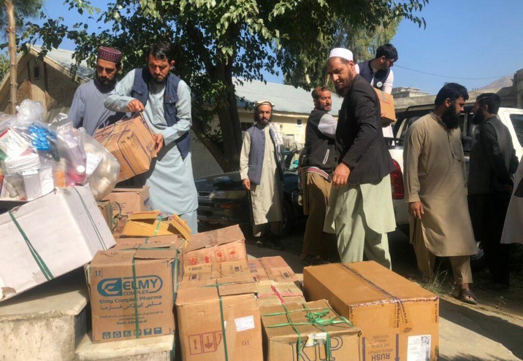 Returnees: Kunar sends doctors with medicines to Torkham