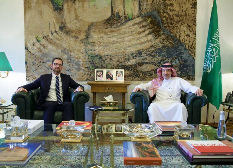 West, Saudi officials discuss situation in Afghanistan