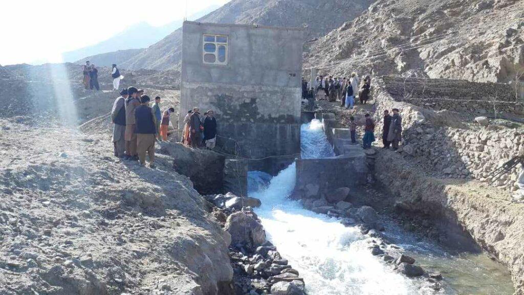 Badakhshan residents build hydropower network
