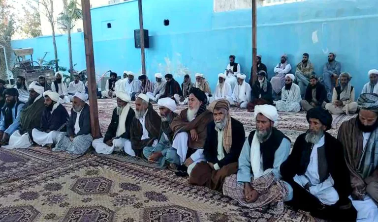 فراه کې د دوو قومونو ترمنځ ۱۳ کلنه دښمني په دوستۍ بدله شوه