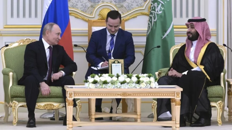 پوتین در دیدار با بن سلمان: هیچ چیزی نمی‌تواند مانع توسعۀ روابط دوستانه میان مسکو و ریاض شود
