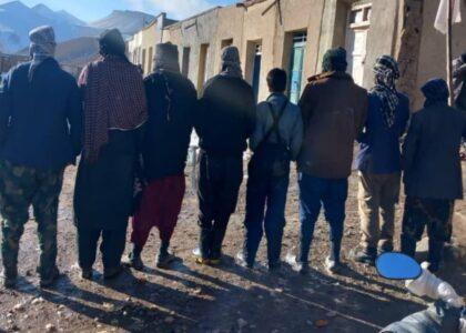 Police arrest 8 illegal hunters in Ghor