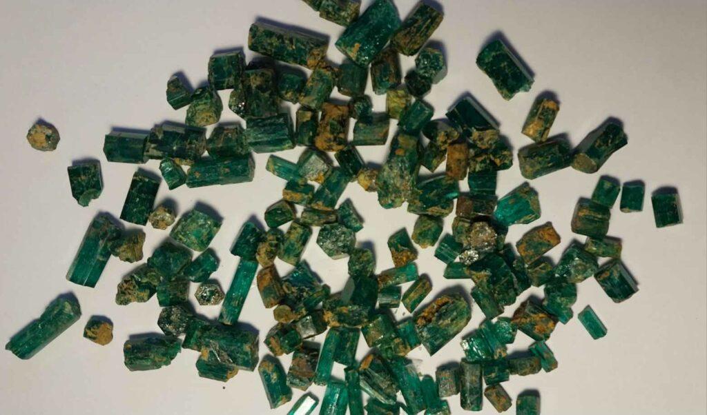 2,867 Carats Panjsher emeralds sold against $296,750