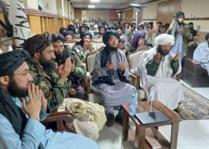 محفل ادبی تحت عنوان «شمع‌ شهید» در غور برگزار شد