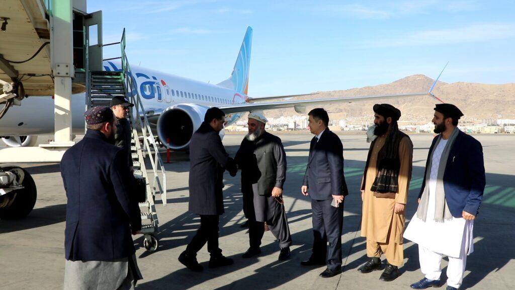یک هیئت قرغزستان تحت ریاست وزیر اقتصاد و تجارت آن کشور وارد کابل شد