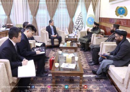 Ebad, Chinese envoy talk investment in health sector