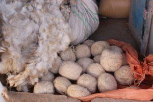 Herat businessmen want ban on yarn export removed