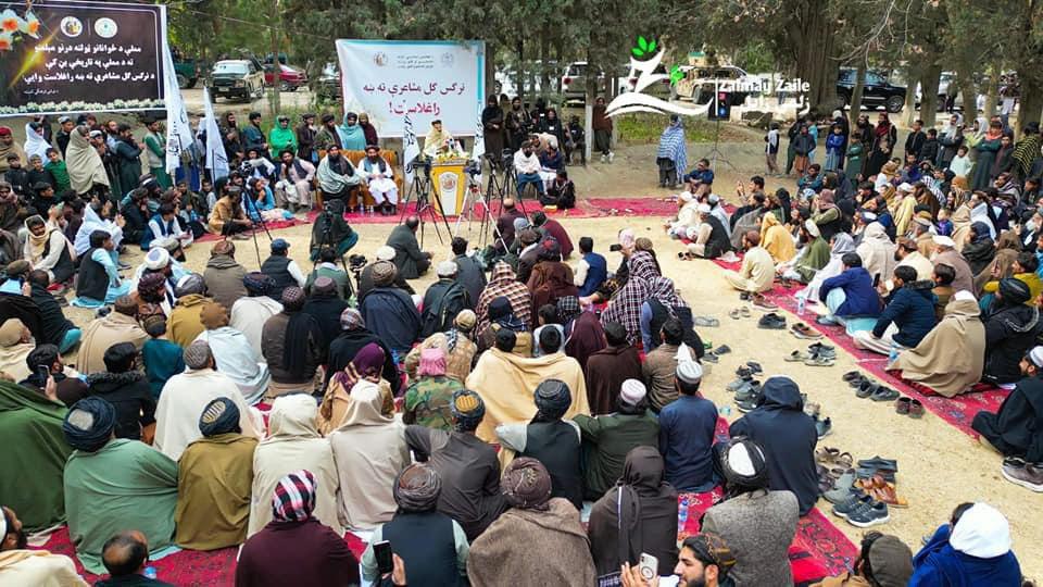 د ننګرهار تاریخي مملې بڼ کې د نرګس ګل کلنۍ مشاعره وشوه