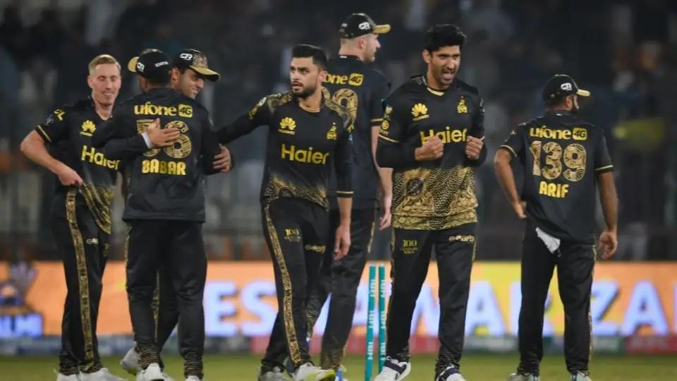 Naveen helps Peshawar beat Multan in PSL nail biter