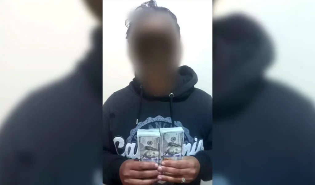 Man smuggling dollars to Pakistan arrested at Torkham