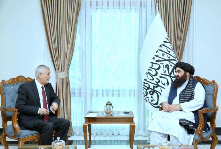 Muttaqi, Uzbek ambassador discuss bilateral trade