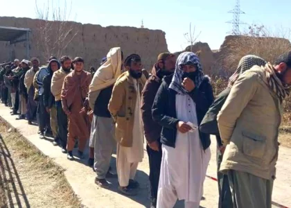 لوګر کې ۷۰۰ کسانو ته د کار زمینه برابره شوه