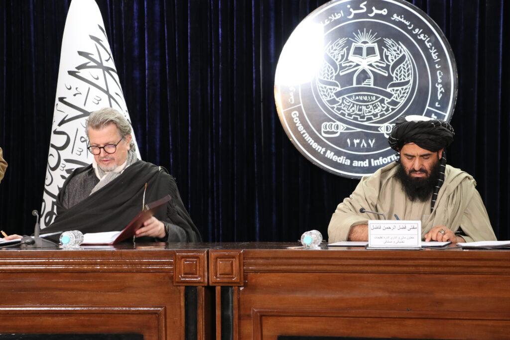 د تخنیکي او مسلکي زده‌کړو ادارې له پنځو بنسټونو سره د همکاریو هوکړه‌لیکونه لاسلیک کړل