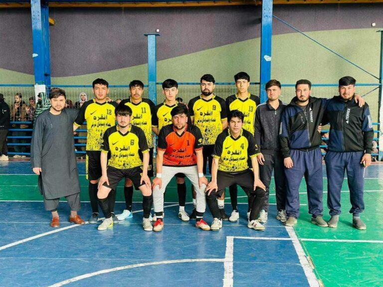 میدان‌وردګو کې د ۱۲ لوبډلو ترمنځ فوټسال سيالۍ پای ته ورسېدې