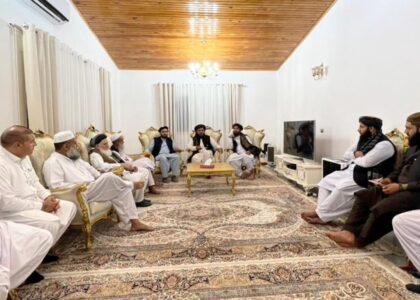 Visiting government delegation meets Afghan businessmen in Chabahar