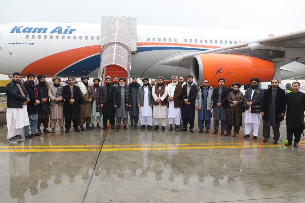 Azizi-led delegation leaves for Turkmenistan